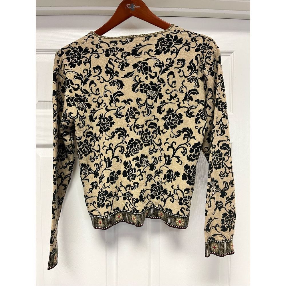 Icelandic Tan & Black Cross Button V-Neck Floral … - image 6